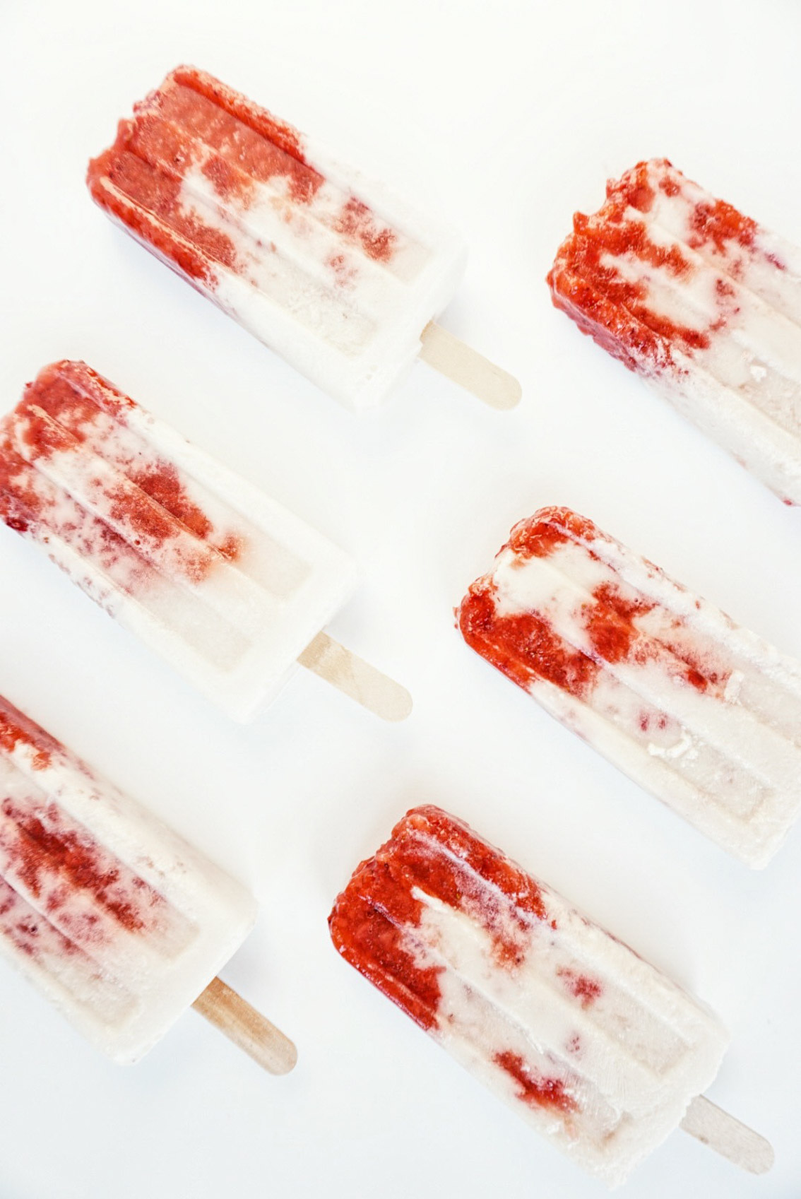 Pittsburgh Life and Personal Style Blogger, Jenna Boron of Balance and Chaos | Roasted Strawberries and Creamy Coconut Milk Popsicles | Summer Recipes