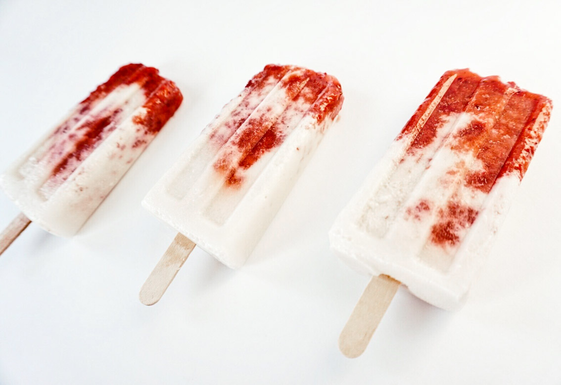 Pittsburgh Life and Personal Style Blogger, Jenna Boron of Balance and Chaos | Roasted Strawberries and Creamy Coconut Milk Popsicles | Summer Recipes