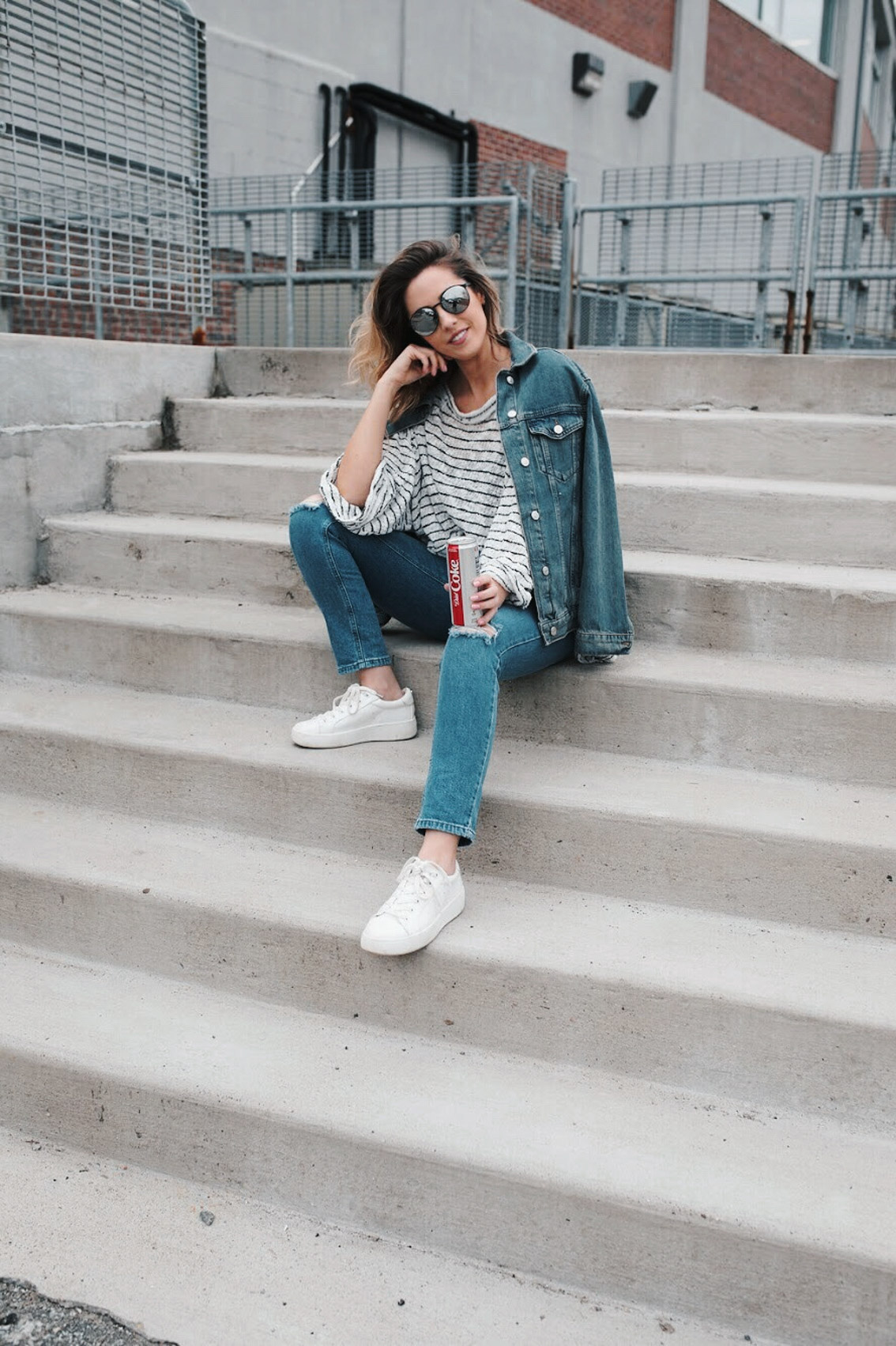 Jenna Boron of life and personal style blog, Balance and Chaos, shares 6 tips for balancing work, a side hustle, and life...