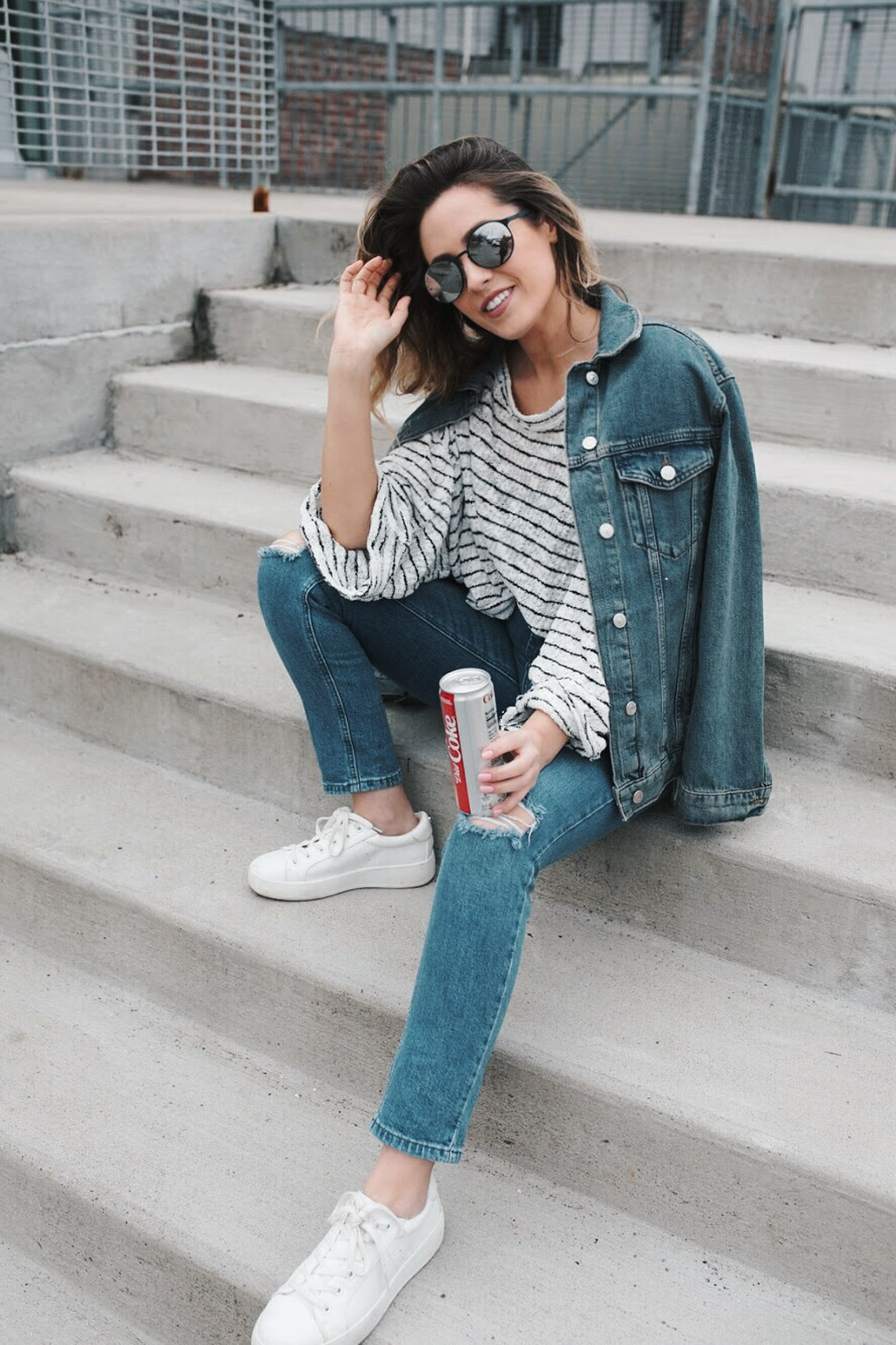 Jenna Boron of life and personal style blog, Balance and Chaos, shares 6 tips for balancing work, a side hustle, and life...