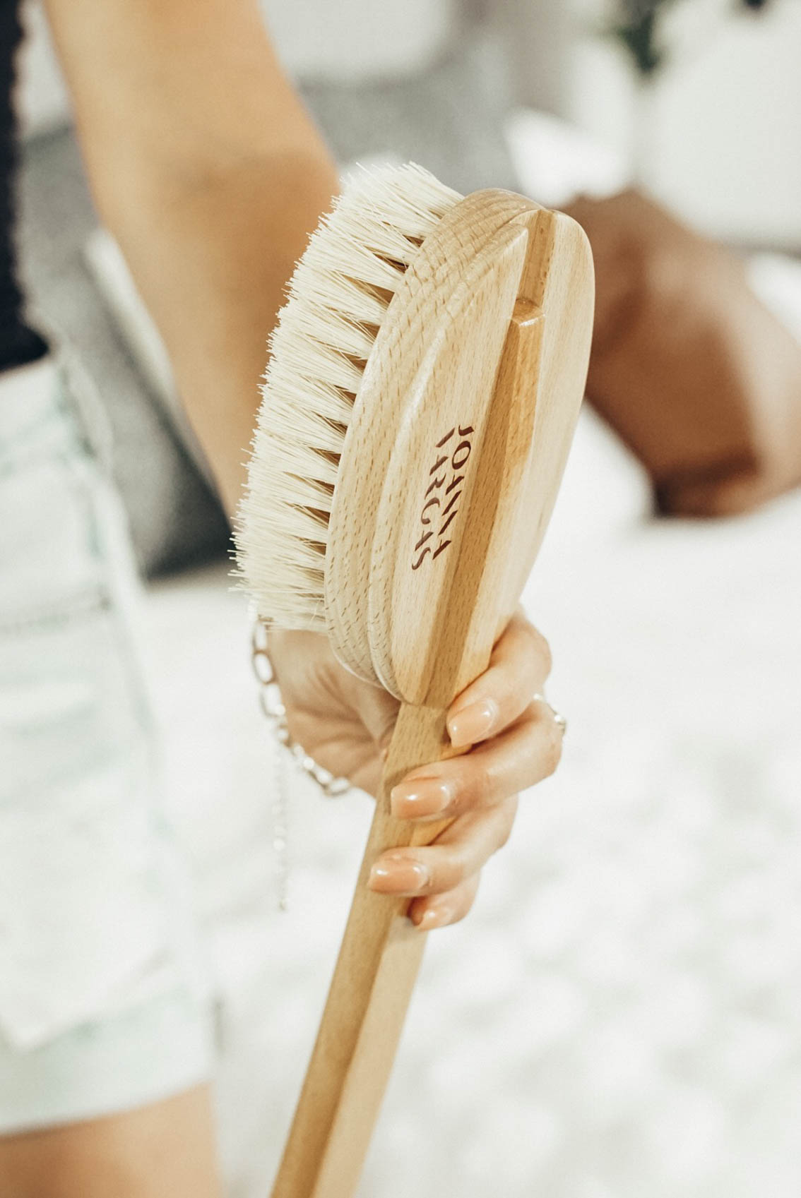 Dry Brushing Benefits