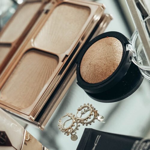 makeup products for a dewy summer beauty look