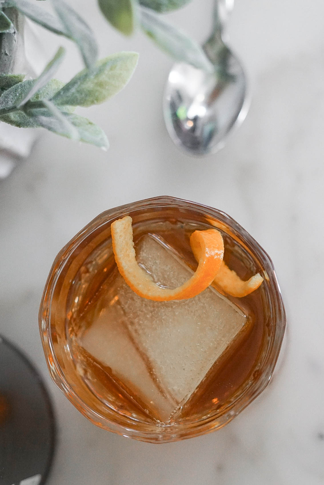 Simple Old Fashioned Cocktail Recipe with Orange Peel
